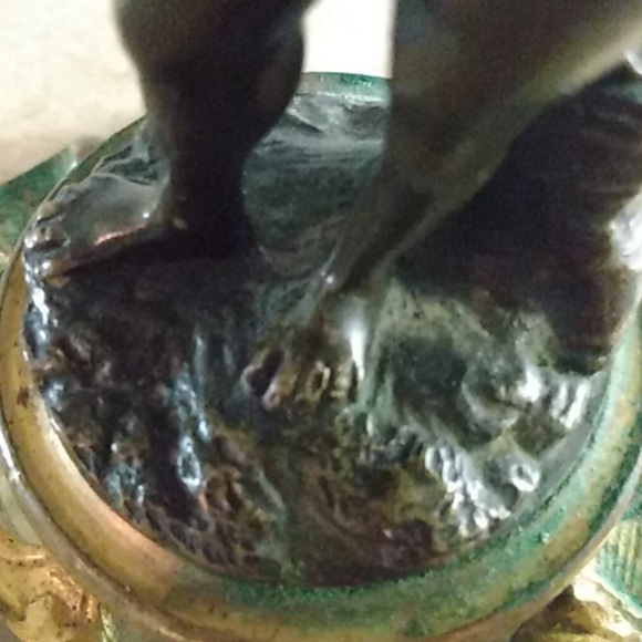 Perfect Angels: Pair of Antique French Dore Bronze candelabras - Picture 11 of 11